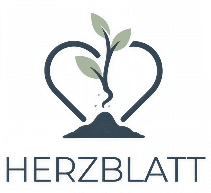 Logo von Herzblatt: Stilisiertes Herz mit Pflanzen und Erde, darunter der Schriftzug &bdquo;HERZBLATT&ldquo;.